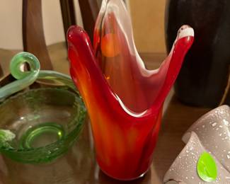 Vintage Kriess Corp glass vase 