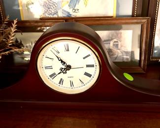 mantel clock