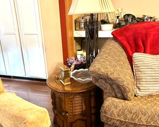 nice end table