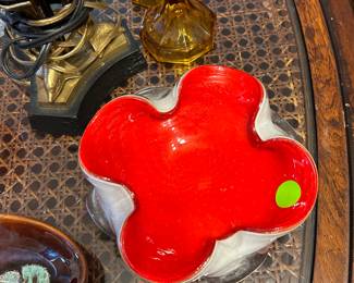 awesome Cased red and White Venetian murano glass ashtray