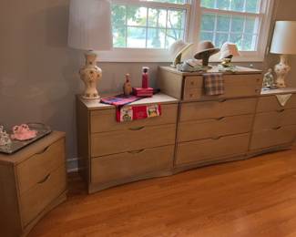 Vintage, Bassett, blonde bedroom furniture.  Vintage lamps, hats, hankies/scarves 