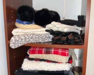 Women's,  scarves,  hats, gloves 