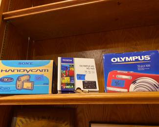 lots of small electronics, camera, radios, etc