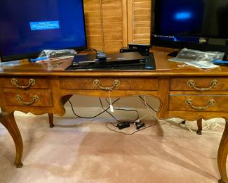 lovely French style desk, beautiful design 