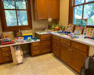 children's wonderland, books, toys, games and collectibles 