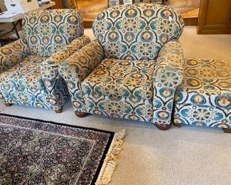 lovely set with small size chair, larger size chair and ottoman 