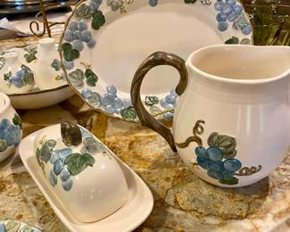 Vintage Metlox Poppytrail  Sculptured Blue Grape, California