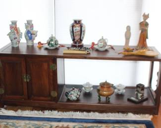 Asian Storage Display Table, Chinese Japanese Vases, Pottery, Tea Pots, Dragons
