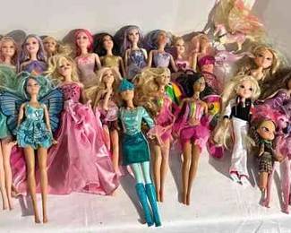 Barbie Bratz Dolls W Accessories