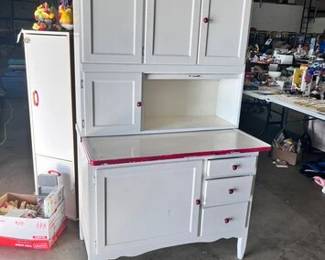 ANTIQUE HOOSIER CABINET