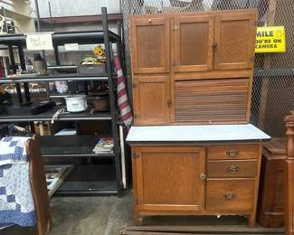 ANTIQUE HOOSIER CABINET