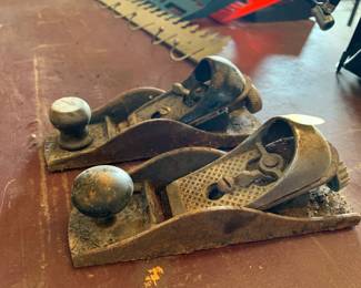 TWO VINTAGE HAND PLANES