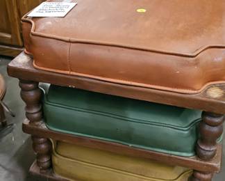 STACKABLE FOOT STOOLS