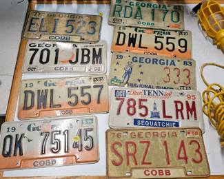 VINTAGE LICENSE PLATES