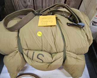 MILITARY SLEEPING BAG