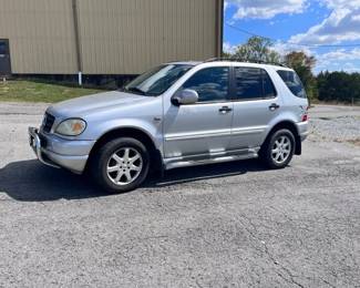 2000 MERCEDES ML4 SUV