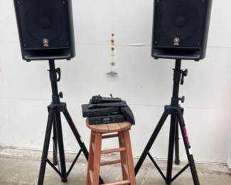 Yamaha Speaker System Model 500S with Stands + Mics