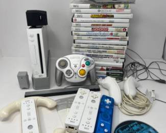 Nintendo Wii Console, Games, & Controllers + GameCube Controllers