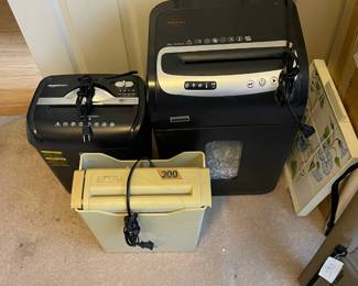 3X document shredders 
