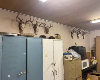 metal storage cabinets 