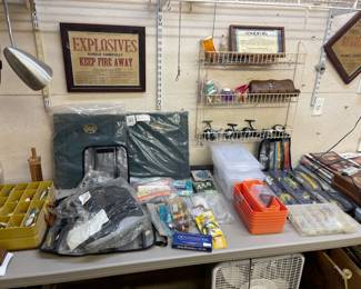 Vintage fishing tackle lures reels 