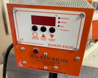 Jen-Ken mini kiln 