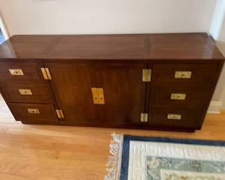 Henredon sideboard 
