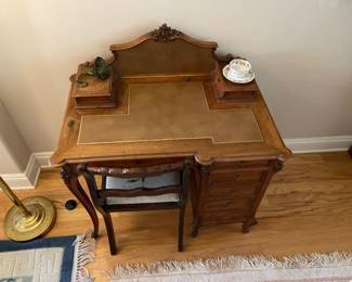Mercier Frere's Paris writing desk