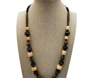 Lot 112  
Desert Coral Necklace from Mali
