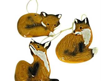 Lot 077   2 Bid(s)
Foxfield Porcelain Red Fox Hanging Ornaments Figurine Lot of 3