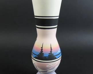 Beautiful Largo Navaho Hand Painted Vase