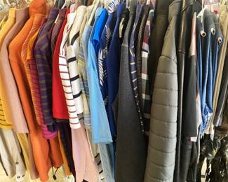 Consigned men's clothes
