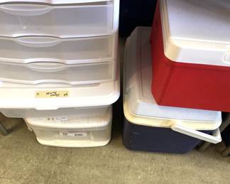 Organizing drawers; drink carriers