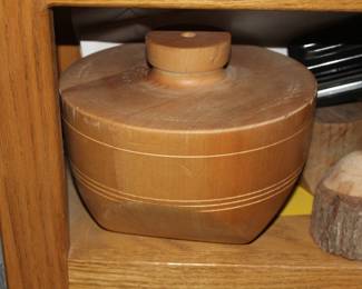 Numerous Basket Molds