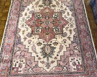 Nice hand loomed Persian carpet rug