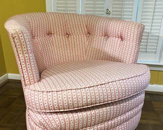 Vintage swivel club chair