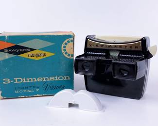 Vintage Sawyer's 3 Dimension lighter viewer 