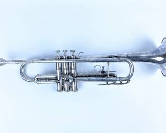 Vintage Besson 2-20 Trumpet with a Vincent Bach Corp 7 c mouthpiece