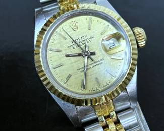 Ladies Rolex Oyster Perpetual Datejust Watch 69173 made in 1990 according to the serial number ........To register in order to place bids go to www.capitolsalesservices.hibid.com 