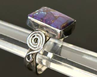 Mexican silver 925 ring with purple turquoise stone (purple turquoise is always dyed) size 7 & 3/4 