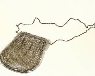 Vintage mess purse by Whiting & Davis 