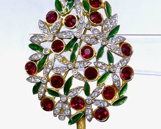 Vintage Christmas Tree Brooch Pin by Sphinx  .