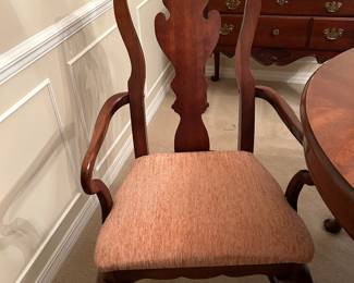 	#1	Bassett dining room table with 6 chairs & 2 leaves 60-96x42x29 with pads	 $275.00 				
