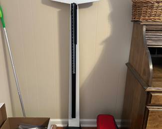 	#33	Professional Health O Meter scale 	 $75.00 				