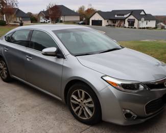 2015 Toyota Avalon XLE (82,663 miles)