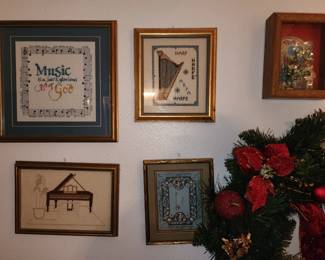 Handmade Embroidery Pictures