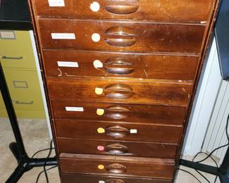 Cabinet for Music or to be Organized - 11 Drawers