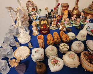 Music Boxes - Home Decor