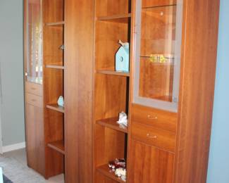 W-83” D-16” H-82”