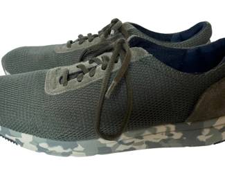 Mens Banana Republic Sneakers